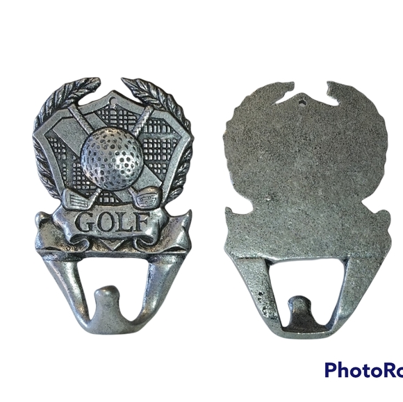 Pair of Golf emblem wall hangars. - Picture 2 of 5
